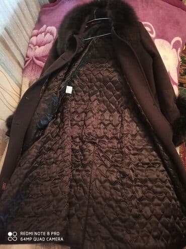 дождевик купить в баку: Palto, əla vəziyyətdədir, 48razmer. 3ildir 450azn.e alınıb. Az — 3