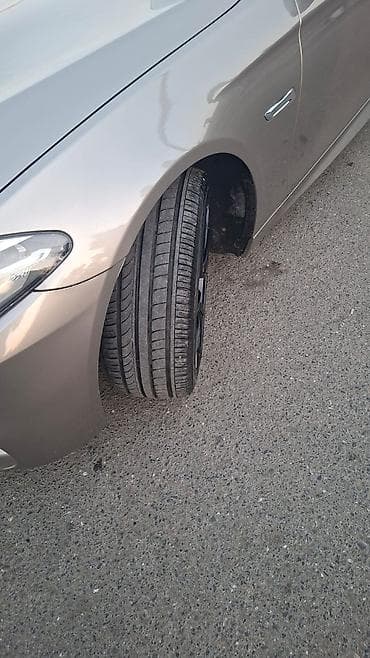 HAZIR KREDIT YIGN DANISAG Xüsusiyyətlər: - Kuzov: sedan, metalik — 9