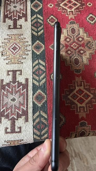 freebuds pro: IPhone 7 Plus, 32 GB, Qara, Barmaq izi — 4