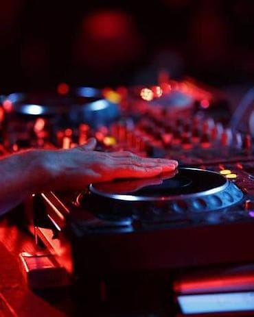 Dj xidmeti adgunu nisan tedbirler restoranlar yaza bilersiz ozel