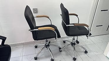 komputer masası: Ofis mebel dəsti – L formalı və əlavə köməkçi masa ilə + 2 qonaq — 2