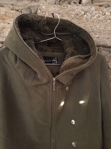 пальто зимнее: Qadın kapşonlu palto – zeytun-yaşıl rəng - Brend: Robin (etiketdə — 5