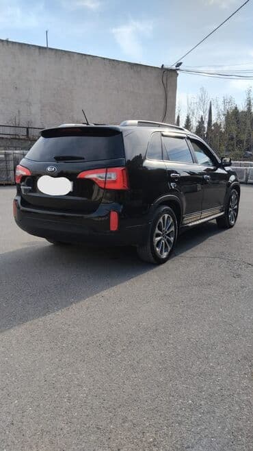 kia ölüxana razin: Kia Sorento – şəhər və uzun yol üçün geniş və güclü krossover 7 yerlik — 4