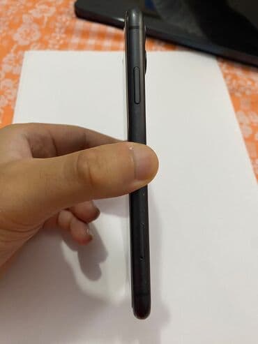 səs kalonkası: IPhone 11, 128 GB, Face ID — 5