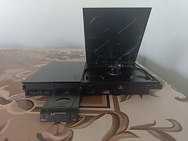 Sony PlayStation 2 Slim konsolu - Model: SCPH-90004 (PAL) - Daxili