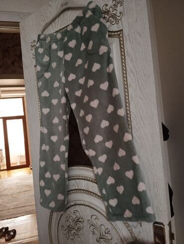 kurtkalar qiz ucun 2023: Şalvar yumusaq və rahat — 1