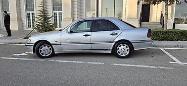 mersedes satilir: Mercedes-Benz C-Class: 2.2 l | 2000 il Sedan — 8