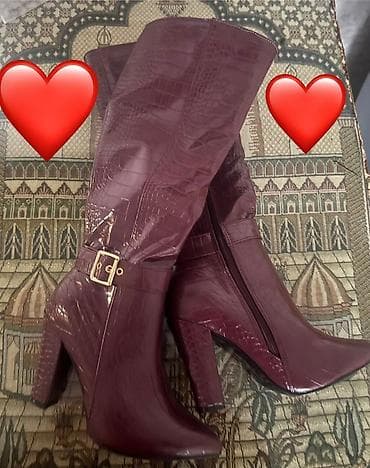 sapajki: Bordo rəngli, timsah naxışlı dizaltı qadın çəkmələri - Material — 1