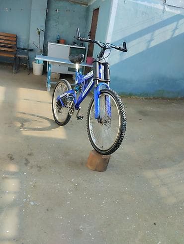 deniz skuteri: Problemi skorusu işləmir başqa heç problemi yoxdur 2 dənə təzə təkər — 4