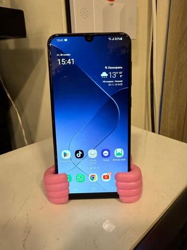 huawei p40 lite qiymeti: Samsung Galaxy A30, 32 GB, rəng - Qara, İki sim kartlı — 4