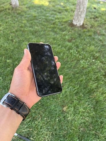 philips xenium 9@9h: IPhone 11, 128 GB, Qara, Face ID — 9
