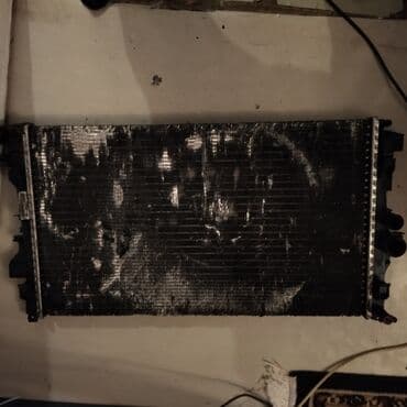 Kondisioner radiatorları: Iki ədəddir temir olunmasıdır plasmasinda az çatı var birinin o — 1