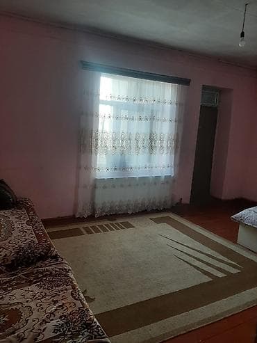 Həyət evi alıram: Satılır: həyəti olan fərdi yaşayış evi Ümumi təsvir: - Geniş həyəti — 9