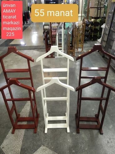 kahve makinesi: Taxta paltar asılqanı/valet stendi - Material: möhkəm ağac - Rənglər — 1