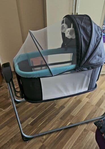 Manejlər: İdeal vəziyyətdədir. Avtomatik yellənir. Musiqilidir. Aşağı hissəsi — 8