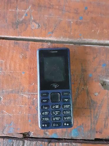 huawei telefonlar: Telefon yaddaş karti dəsdəyləmir qalan hər şeyi işlekdi 2 nömrə dəsdə — 4