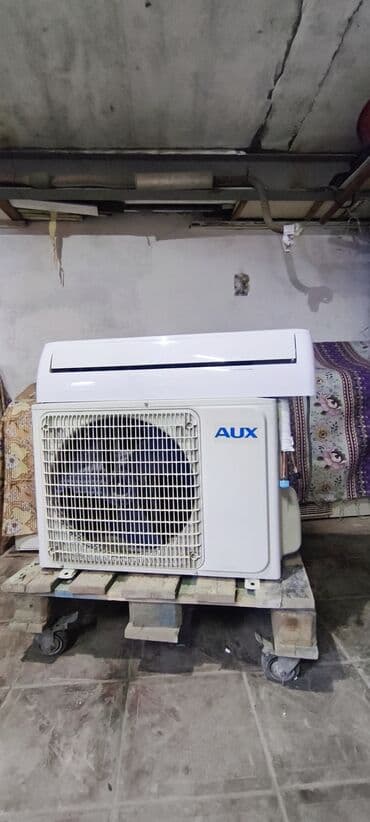 портативный кондиционер: Kondisioner AUX, İşlənmiş, 30-35 kv. m, Split sistem, Kredit yoxdur, Ödənişli quraşdırma — 1