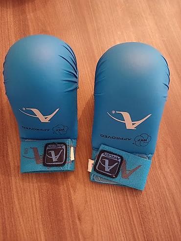 butsi satislari: 🥋 Satılır: Karate əlcəkləri (WKF Approved) Mavi rəngli karate — 1
