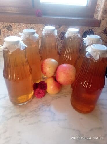 su çanı: Məhsul: Təbii alma sirkəsi - Tərkib: Yalnız təzə bağ almalarından — 3