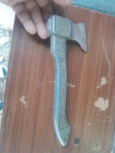 bakida hava saatlıq: Fiqur, Metal, rəng - Gümüşü — 1