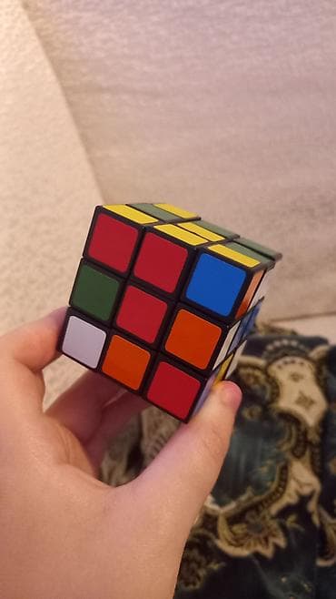 3x3 Rubik kubu - Klassik 3x3 ölçülü mexaniki tapmaca - Parlaq rəngli