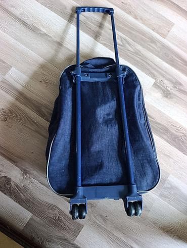 Oyuncaqlar: Çamadan tipli təkərli məktəb/seyahət çantası - Rəng: tünd mavi — 5