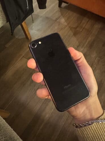 i̇phone 7: IPhone 7, 32 GB, Qara — 2