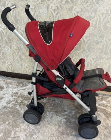 İki tutacaqlı araba, Chicco