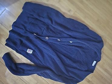 idman destleri: Uşaq üçün kapüşonlu sviter və sweatshirt dəsti Ölçü: 10–11 yaş (yawa — 5