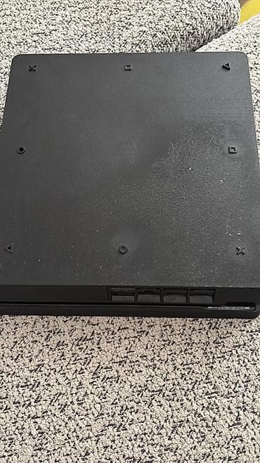 PlayStation 4 Slim oyun konsolu - Model: PS4 Slim - Rəng: Qara - — 1