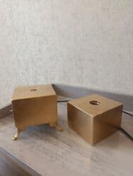 xoncaların qiyməti: Beton korpuslu, abstrakt dizaynlı masa lampası. Daxili işıqlandırma — 11