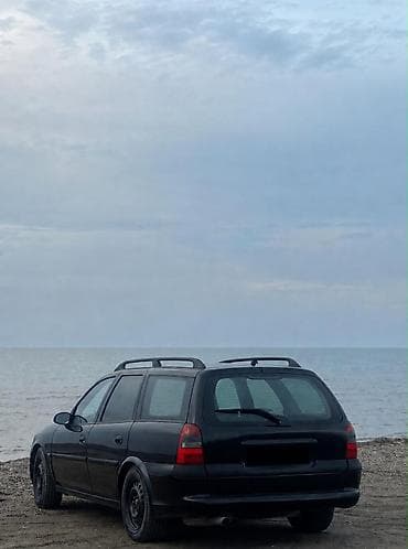 bmw m3 e92: Opel Vectra: 2 l | 1997 il 499300 km Universal — 8