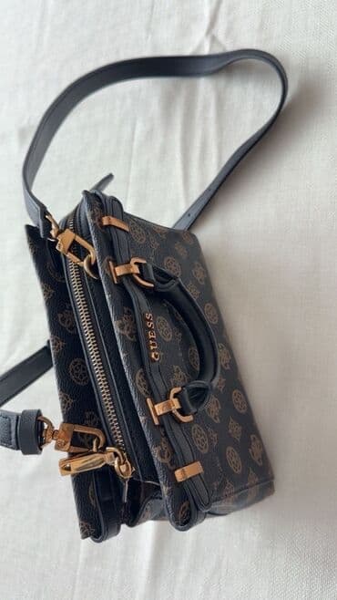 seleme pul verilir 2021: Çiyin çantası, Guess, Yeni — 3