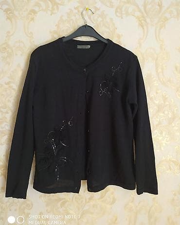 Teze nazik jaket. 10 azn