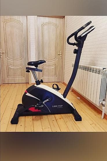 İdman çantaları: Bu, evdə istifadə üçün nəzərdə tutulmuş stasionar məşq velosipedidir — 2