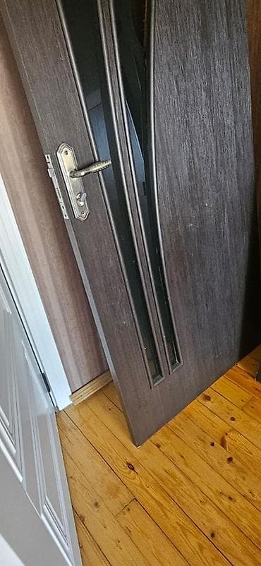 aluminium qapi pencere: Yataq otağı üçün İşlənmiş Otaq qapısı Zamok ilə, Zəmanətli, Ödənişli quraşdırma, Ünvandan götürmə — 2