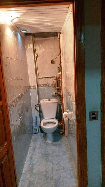 9 ci mikrorayon satilan evler: Bakı, 3 otaqlı, Köhnə tikili, 85 kv. m — 9