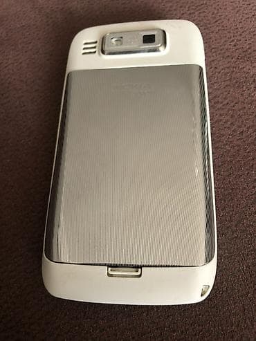 nokia telefon: Nokia E72, rəng - Gümüşü, Düyməli — 3