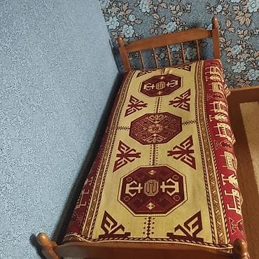 tek kravat işlənmiş: İşlənmiş, Təknəfərlik çarpayı, Bazasız, Matrassız, Siyirməsiz — 1