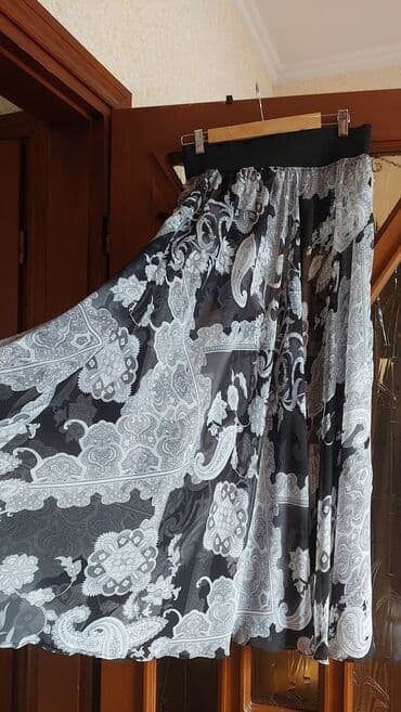 klassik geyim: Qadın geyim dəsti – 4 paltar 1) Pull&Bear qara, skater kəsimli — 5