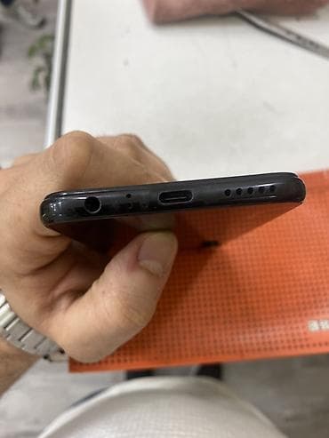 telefon tripodu: Redmi Note 8, 128 GB, rəng - Qara, Barmaq izi — 6