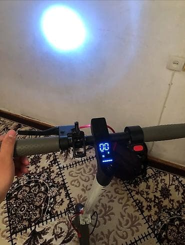 Elektrik nəqliyyatı: İşlənmiş Elektrik samokat 7", 251 - 350 Vt, 16 - 25 km/s — 1