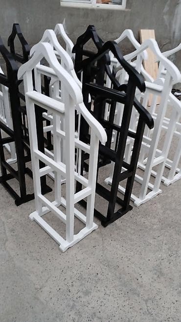 Biznes üçün avadanlıq: Məhsul: Açıq məkan üçün dekorativ zibil qutuları və taxta paltar — 4