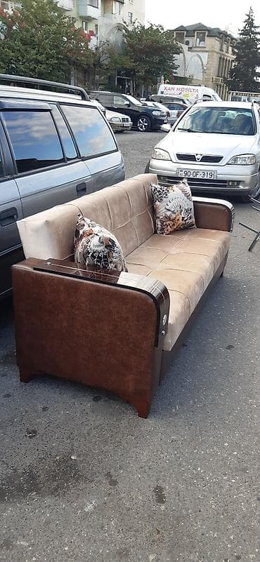 elif mebel: Divan sifariwle hazirlanir. Reng secimi var. Kitab kimi acilir Sandigi — 4