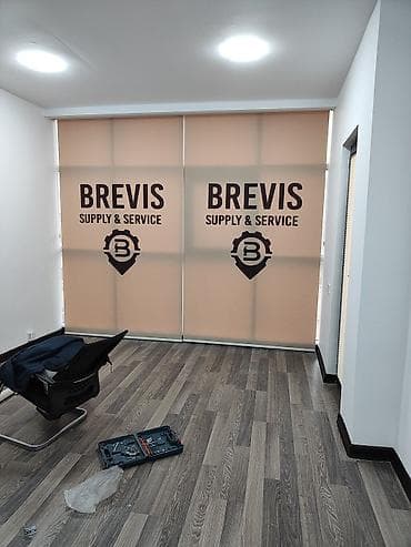 reklam ofisi: Pəncərə və vitrinlər üçün zebra/roller jalüz və reklam çaplı — 5