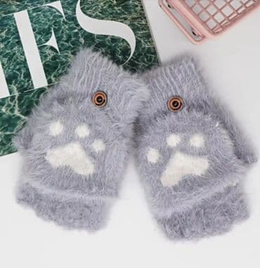 şahmerdan macun gold: ● Əlləri isti saxlayan məhsul ● Əlcək ● 6 azn ● Yeni ✅️ ● 28 may metro — 2