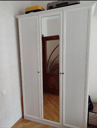 hamam ucun skaf: 3 qapılı, Güzgülü, Ağ, Açılan, Düz dolab — 1