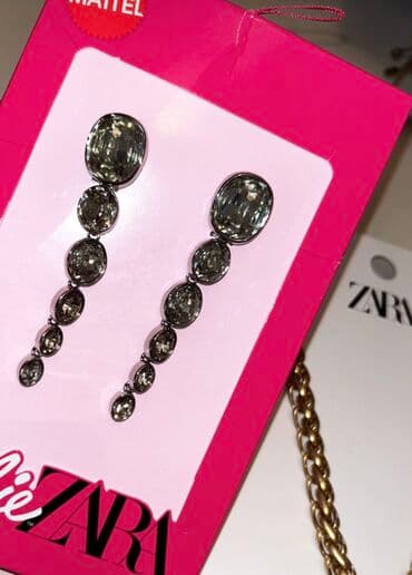 sirqalar qizil: Zara sirga 69 azn alinib. Qutusu yoxdur. Istifade olunmayib — 1