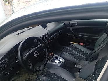 passat diski: Volkswagen Passat sedan - Kuzov: sedan, yaşıl-metallik rəng mator — 5