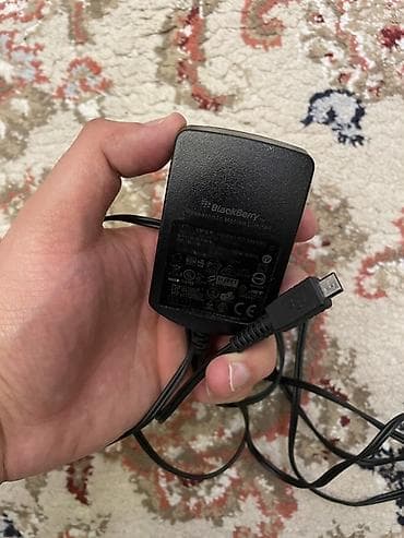 Elektronika: Blackberry Bold Touch 9900, rəng - Qara, Düyməli — 9